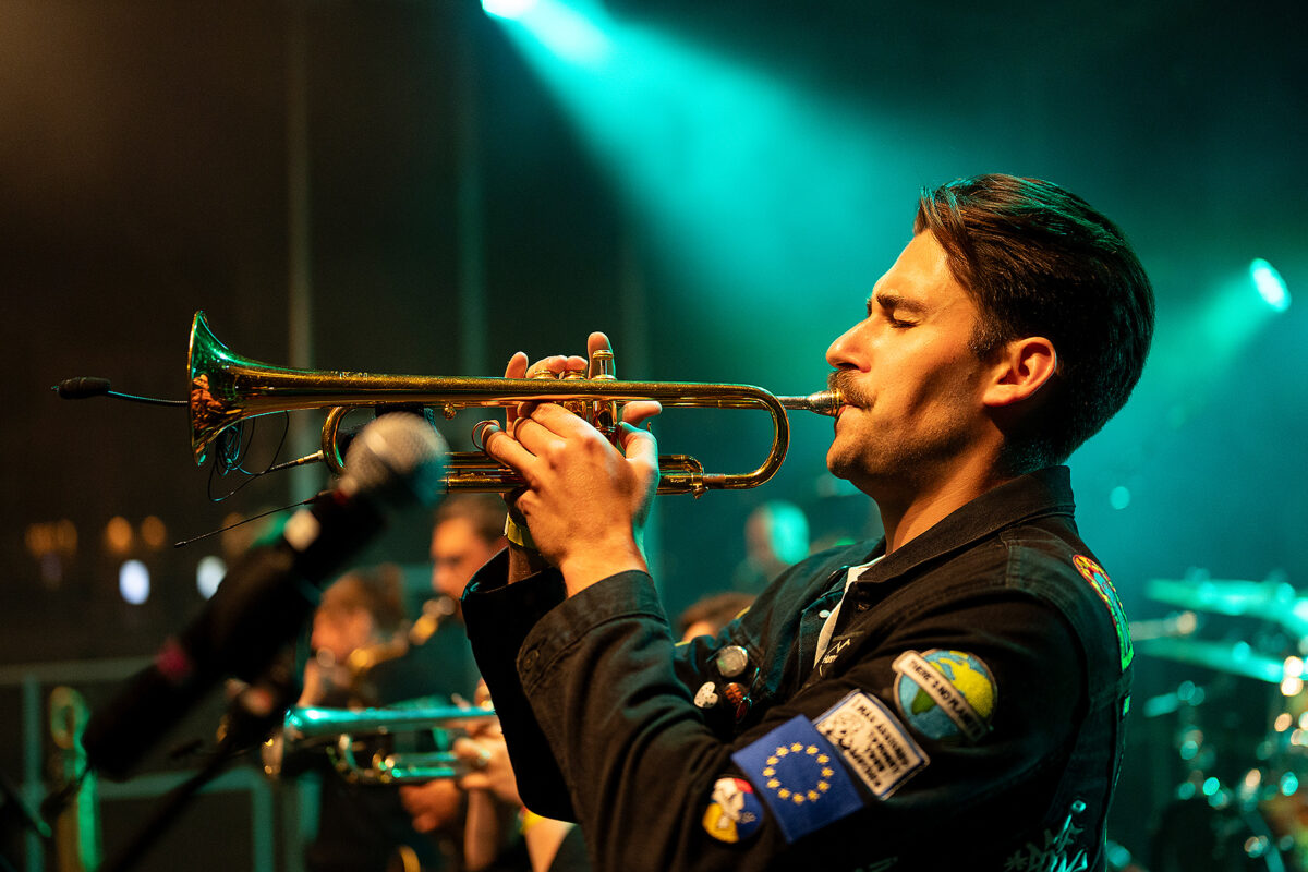Trumpeter of Hunneg-Strëpp live on stage, event photography for organisers by Am Fokus Luxembourg