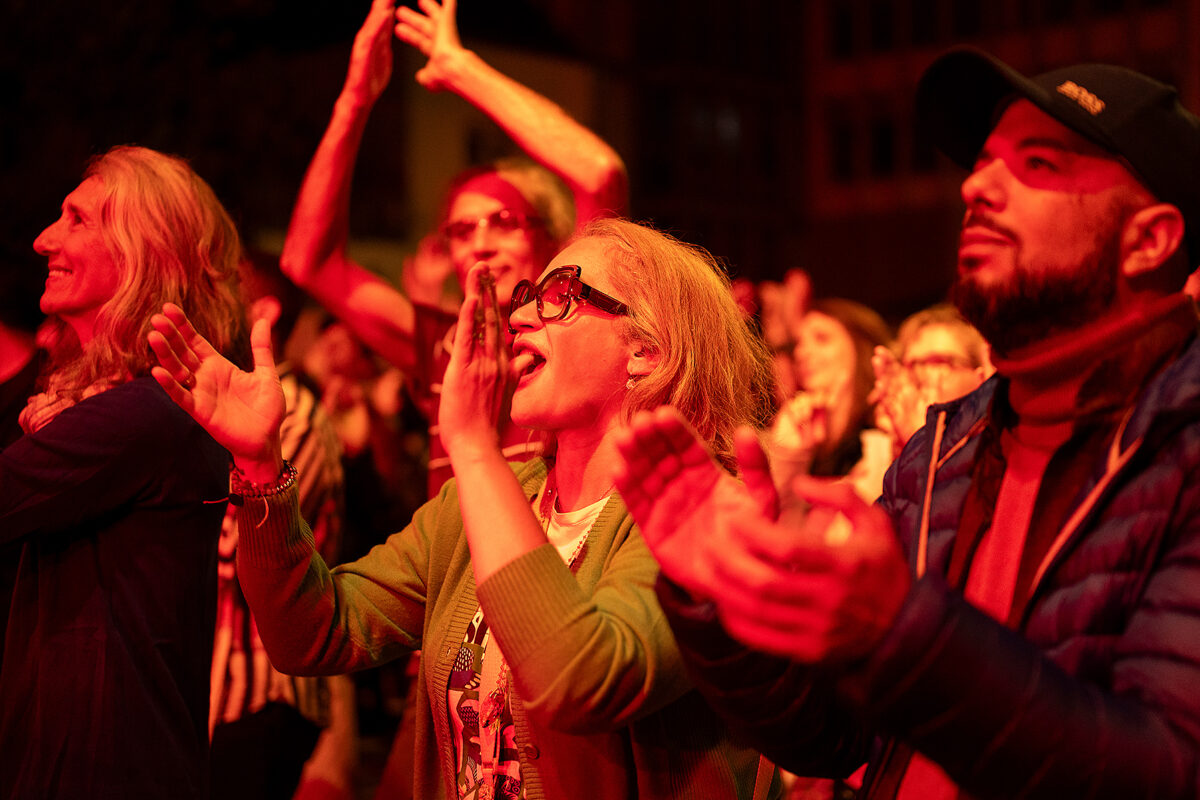 Audience at a concert, event photography for organisers by Am Fokus Luxembourg